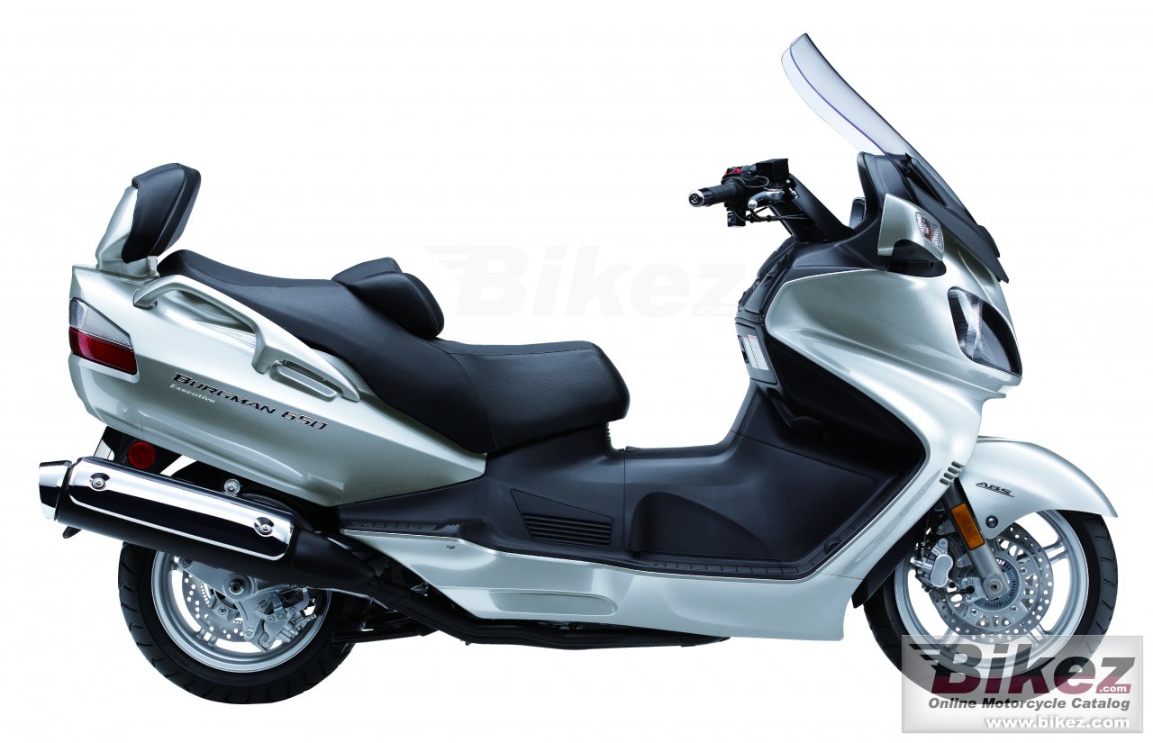 Big Suzuki burgman 650 exec picture and wallpaper from Bikez.com